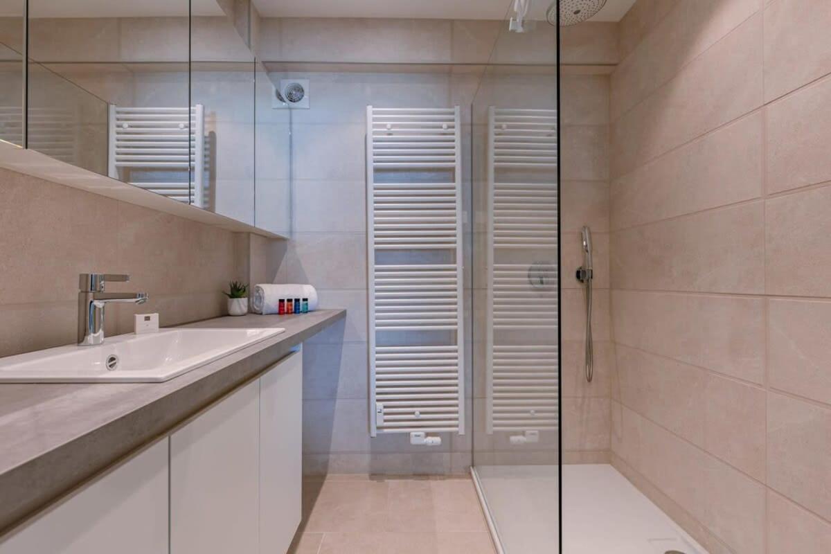 Huswell - Brand New Apartment With A View Остенде Екстериор снимка